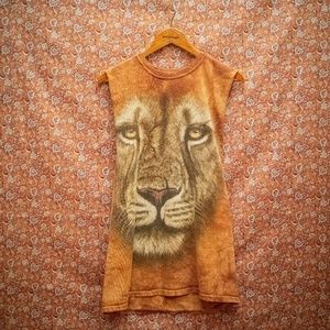 Lion The Mountain Tank Top Cut Off